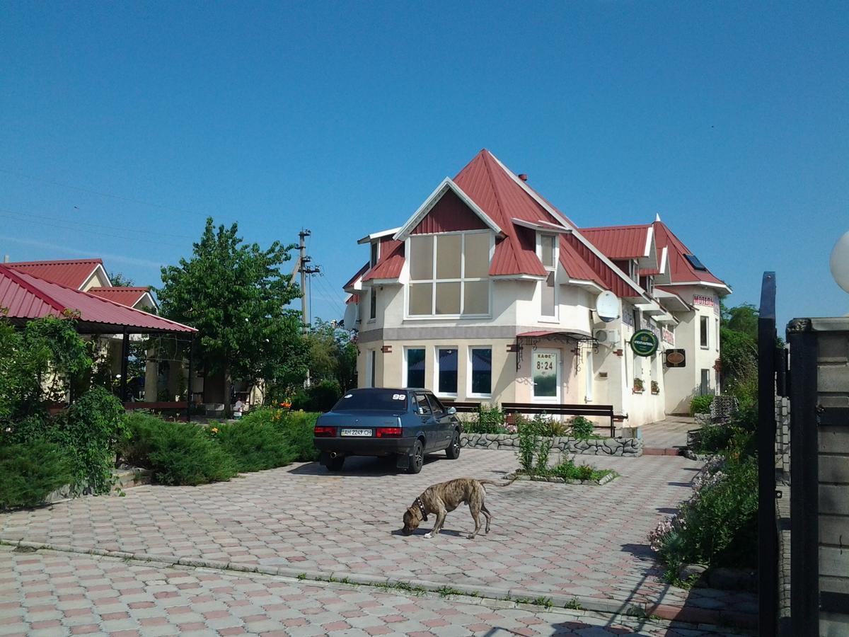 Motel Beregynya Yuzhnoukrainsk Zewnętrze zdjęcie