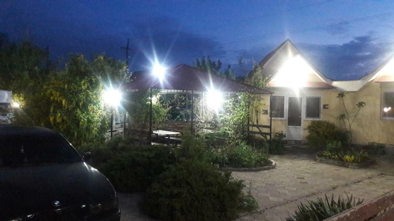 Motel Beregynya Yuzhnoukrainsk Zewnętrze zdjęcie