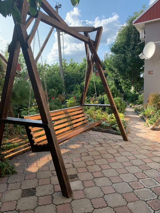 Motel Beregynya Yuzhnoukrainsk Zewnętrze zdjęcie