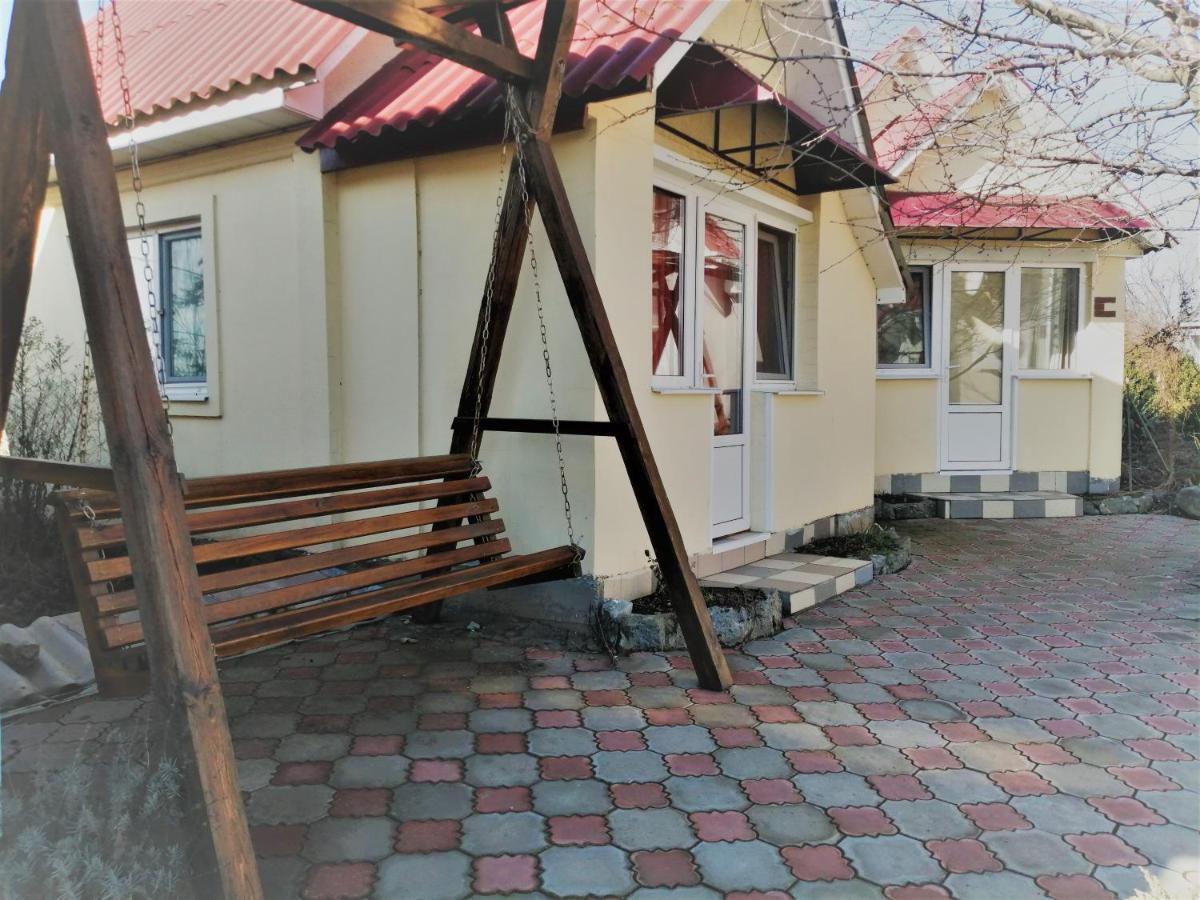 Motel Beregynya Yuzhnoukrainsk Zewnętrze zdjęcie